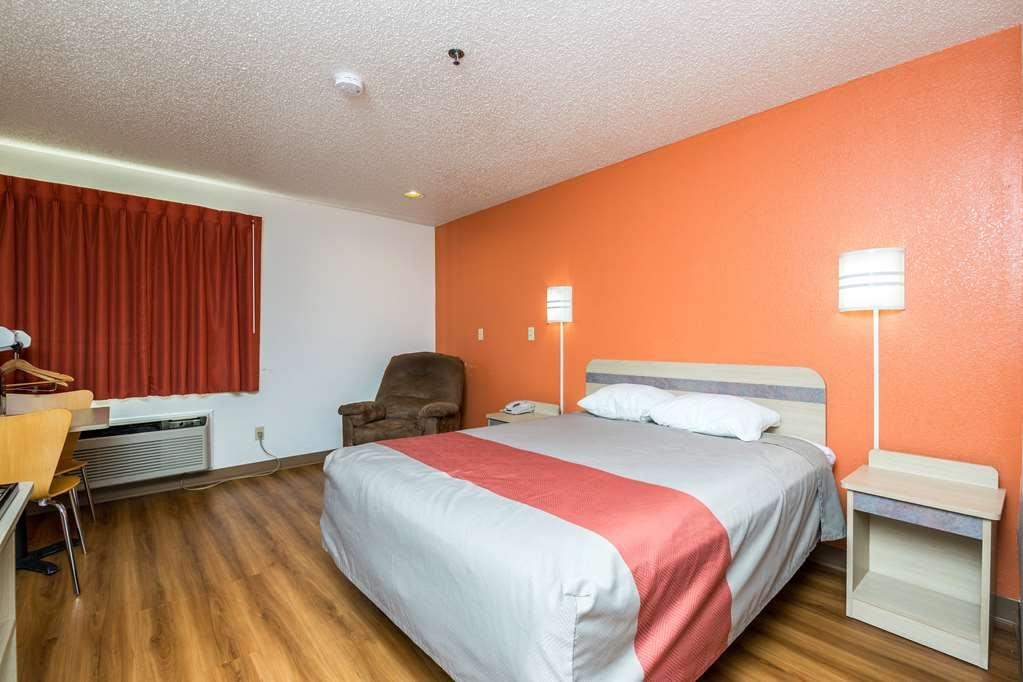 Motel 6-Waterloo, Ia Δωμάτιο φωτογραφία
