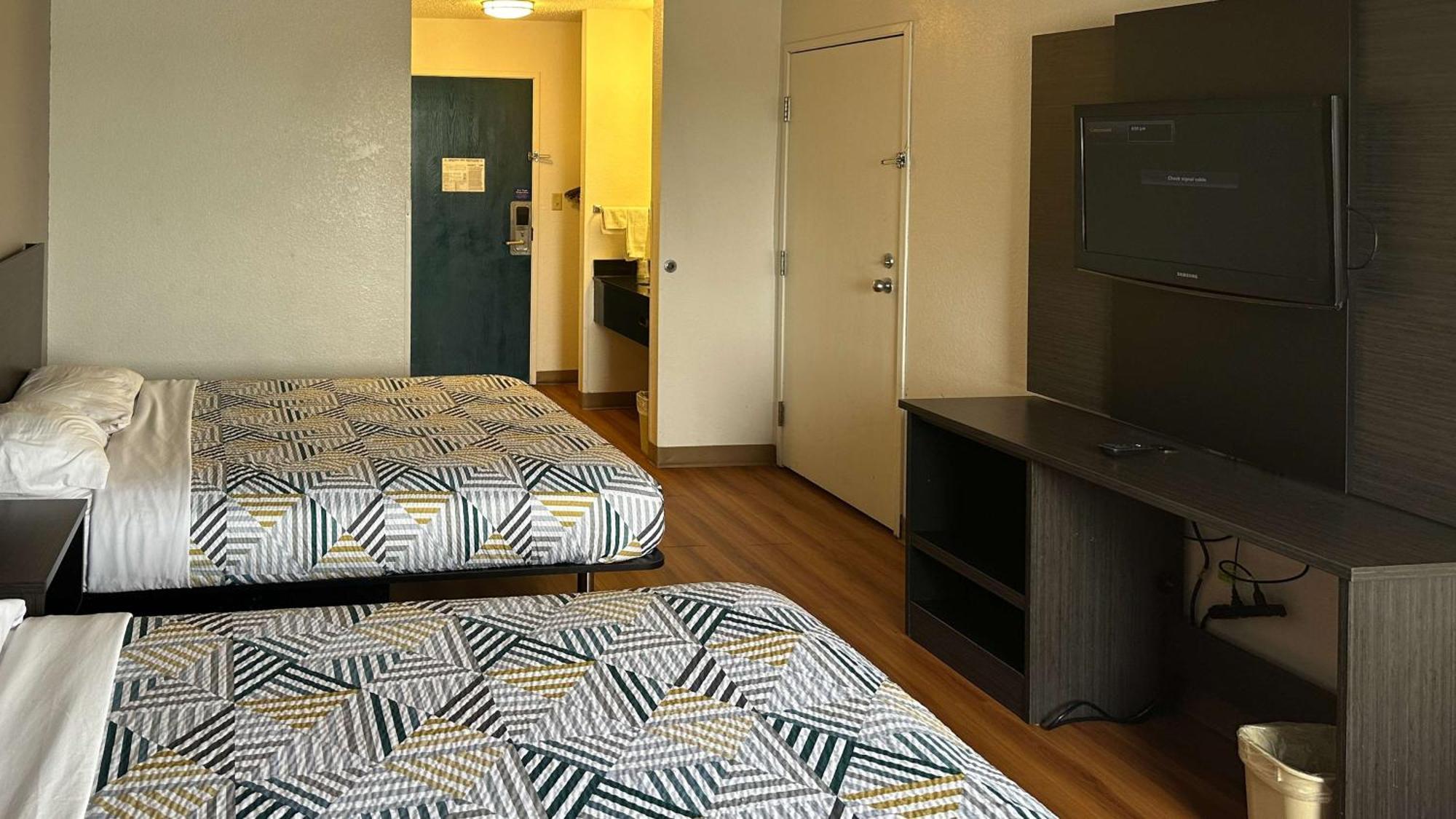 Motel 6-Waterloo, Ia Εξωτερικό φωτογραφία
