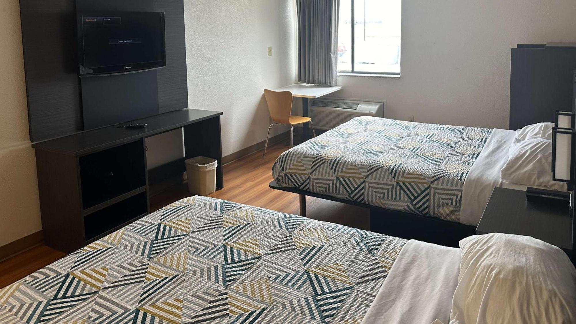 Motel 6-Waterloo, Ia Εξωτερικό φωτογραφία