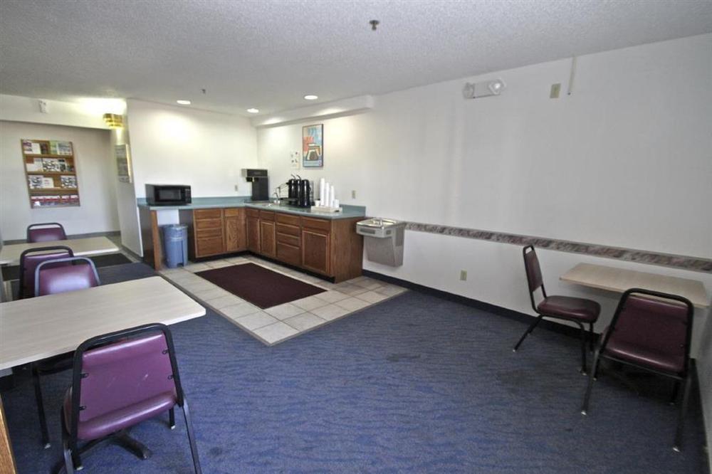 Motel 6-Waterloo, Ia Εσωτερικό φωτογραφία